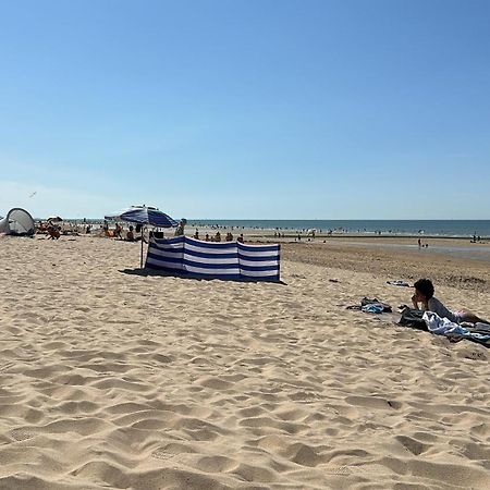 Oostende Studio Royal Ascot Q7 Met Terras En Zeezicht Op Toplocatie Eksteriør billede